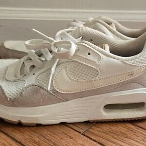 Womens white Air Max sneakers shoes sz 7.5